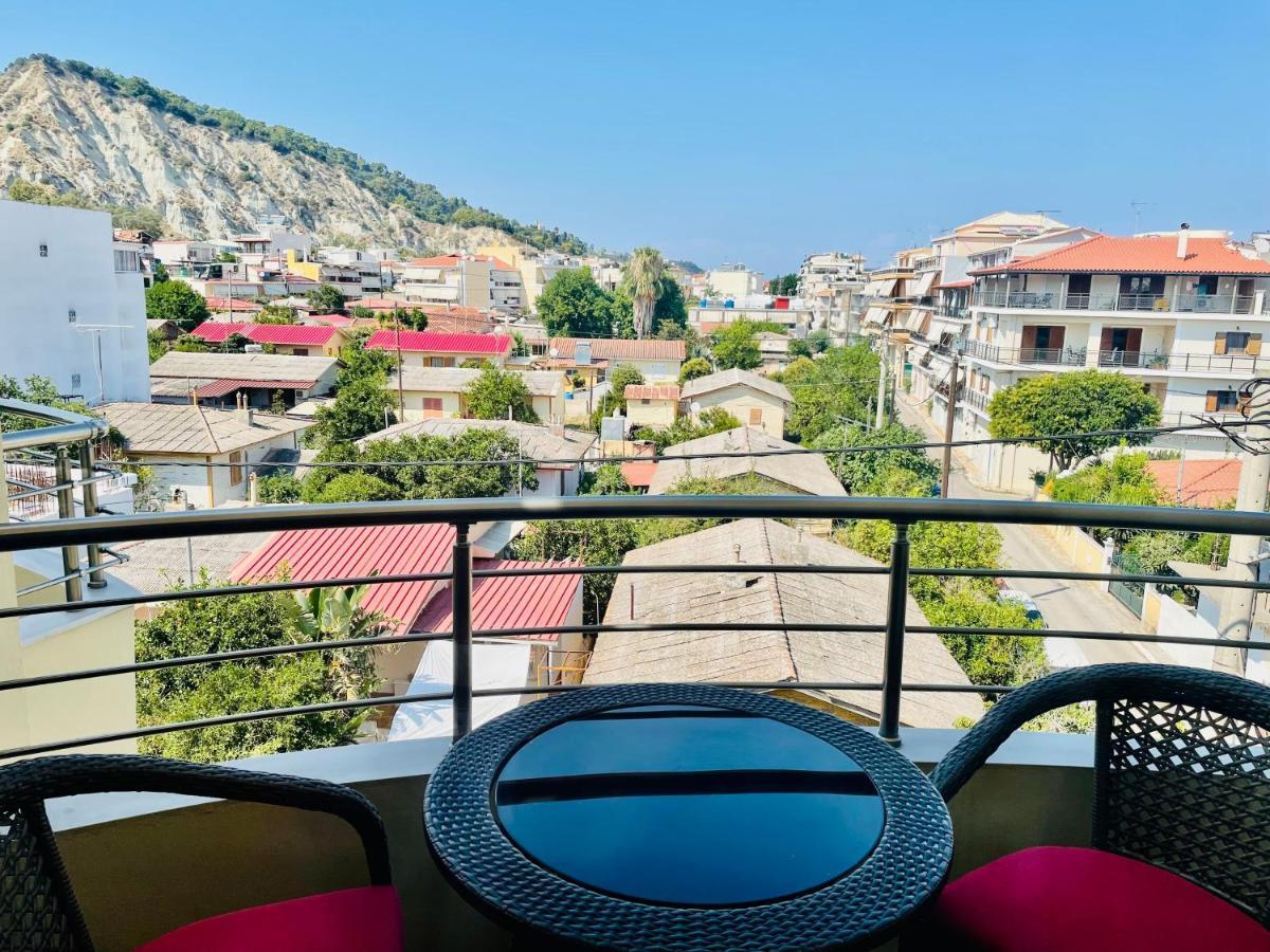Zanteapts Buitenkant foto