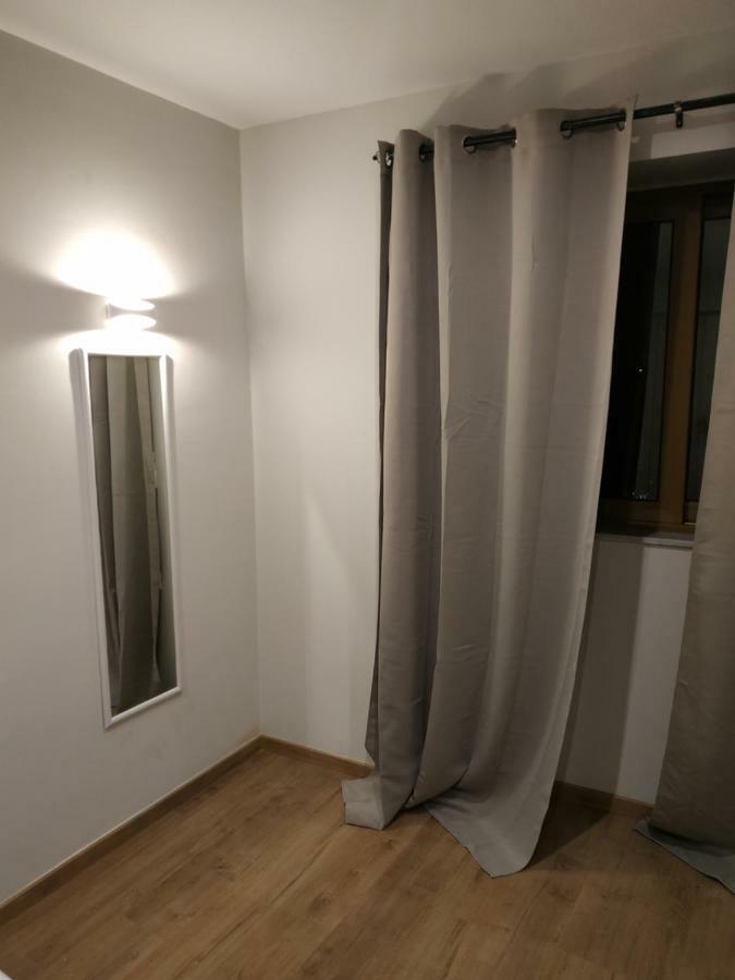 Zanteapts Buitenkant foto
